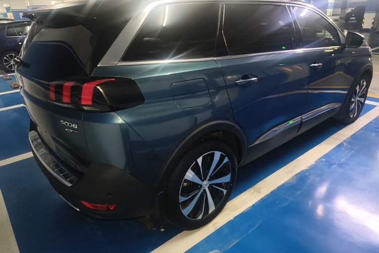 Used Peugeot 5008 2017 380THP 7-Seater Luxury GT Edition Rear Right 45 Deg