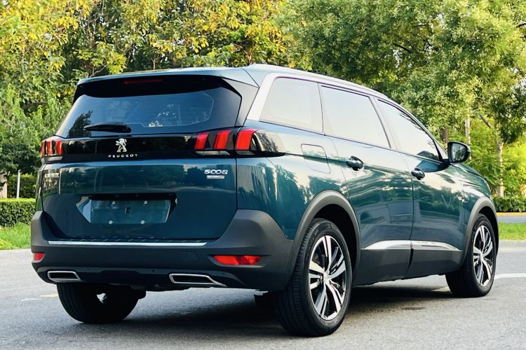 Used Peugeot 5008 2017 380THP 7-Seater Elite Edition Rear Right 45 Deg