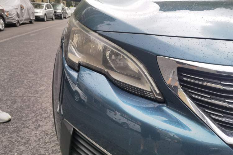 Used Peugeot 5008 2017 350THP 7-Seater Elite Edition Right Front Headlight