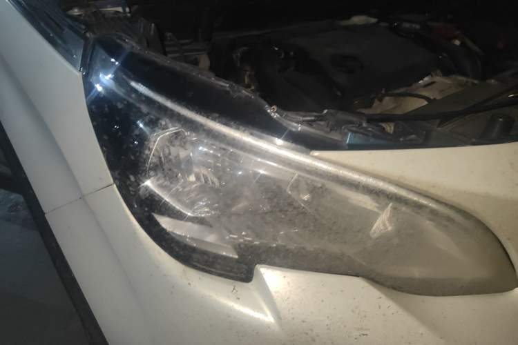 Used Peugeot 5008 2017 380THP 7-Seater Luxury Edition Right Front Headlight