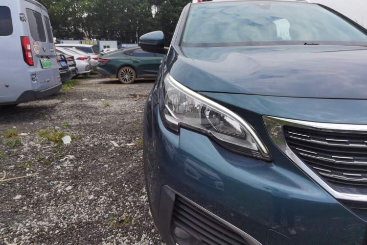Used Peugeot 5008 2017 350THP 7-Seater Elite Edition Right Front Headlight