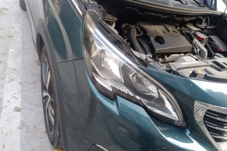 Used Peugeot 5008 2017 380THP 7-Seater Elite Edition Right Front Headlight