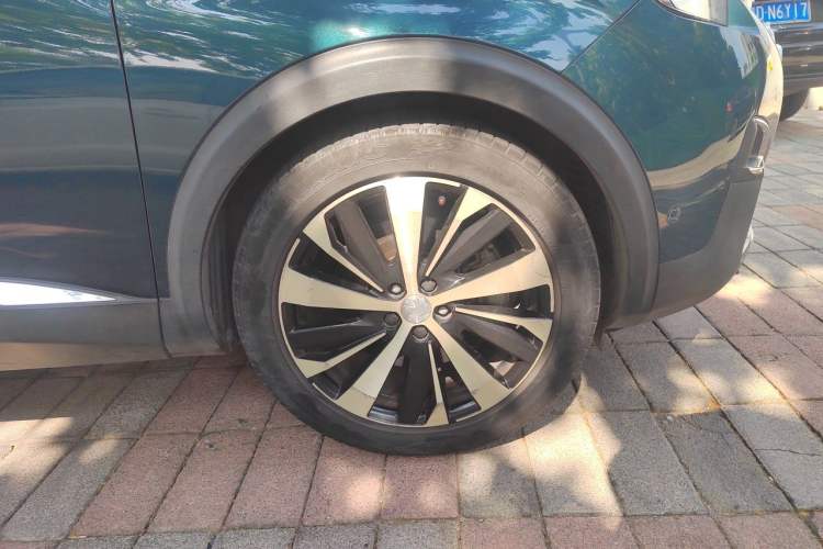 Used Peugeot 5008 2017 380THP 7-Seater Luxury GT Edition Right Front Wheel Hub