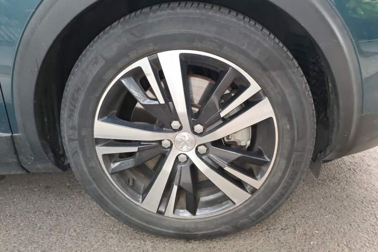 Used Peugeot 5008 2017 380THP 7-Seater Boundary-Free Edition Right Front Wheel Hub