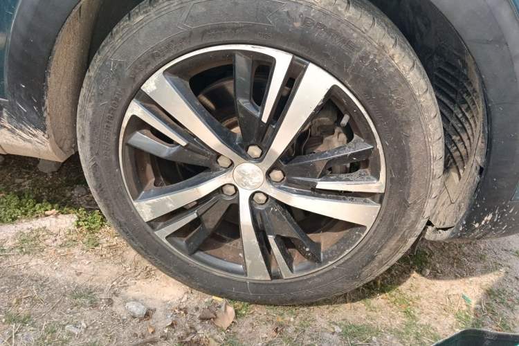 Used Peugeot 5008 2017 380THP 7-Seater Elite Edition Right Front Wheel Hub