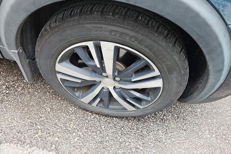 Used Peugeot 5008 2017 350THP 7-Seater Elite Edition Right Front Wheel Hub