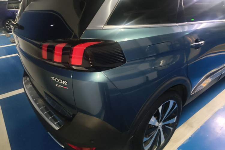 Used Peugeot 5008 2017 380THP 7-Seater Luxury GT Edition Right Rear Taillight