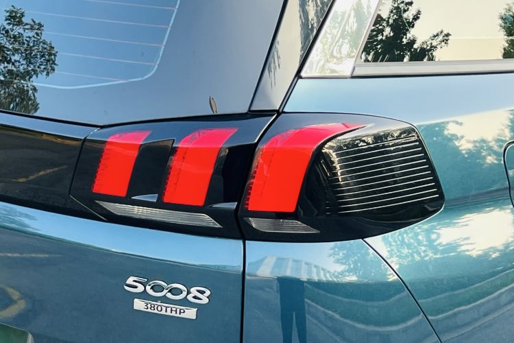 Used Peugeot 5008 2017 380THP 7-Seater Elite Edition Right Rear Taillight