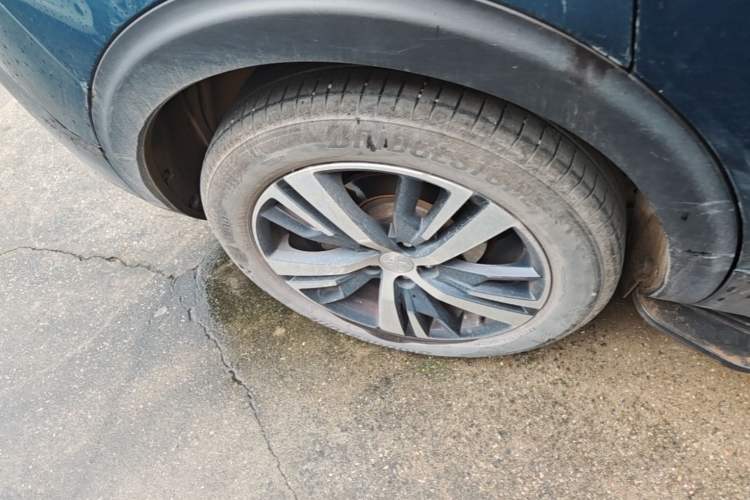 Used Peugeot 5008 2017 380THP 7-Seater Elite Edition Right Rear Wheel Hub
