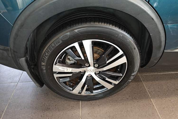 Used Peugeot 5008 2017 380THP 7-Seater Elite Edition Right Rear Wheel Hub