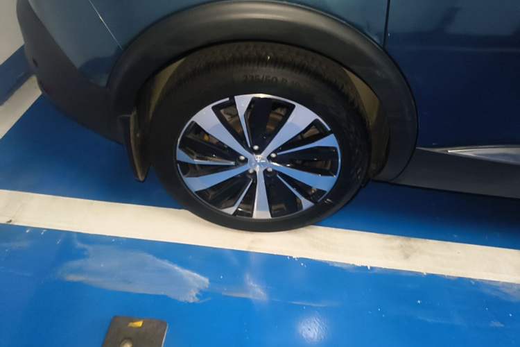 Used Peugeot 5008 2017 380THP 7-Seater Luxury GT Edition Right Rear Wheel Hub