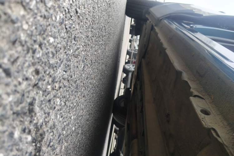 Used Peugeot 5008 2017 380THP 5-Seater Elite Edition Right Side Sill