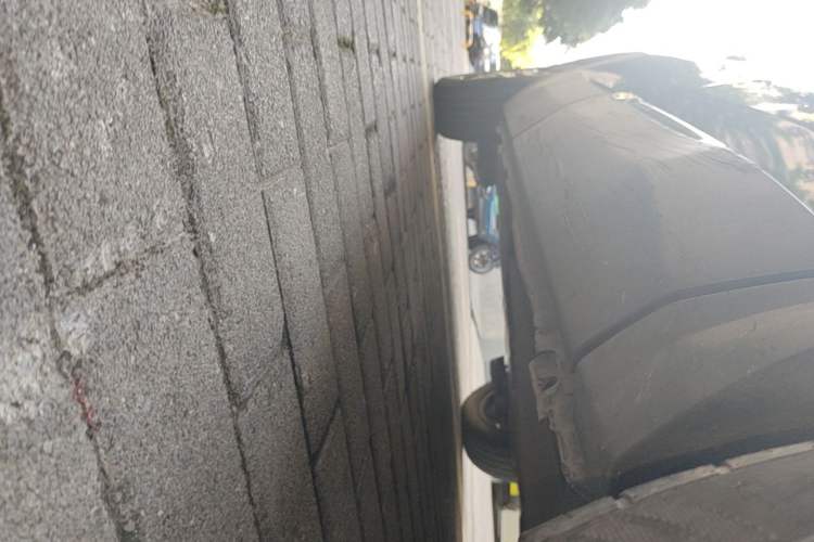 Used Peugeot 5008 2017 380THP 7-Seater Elite Edition Right Side Sill
