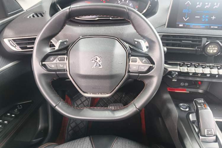 Used Peugeot 5008 2017 380THP 5-Seater Elite Edition Steering Wheel