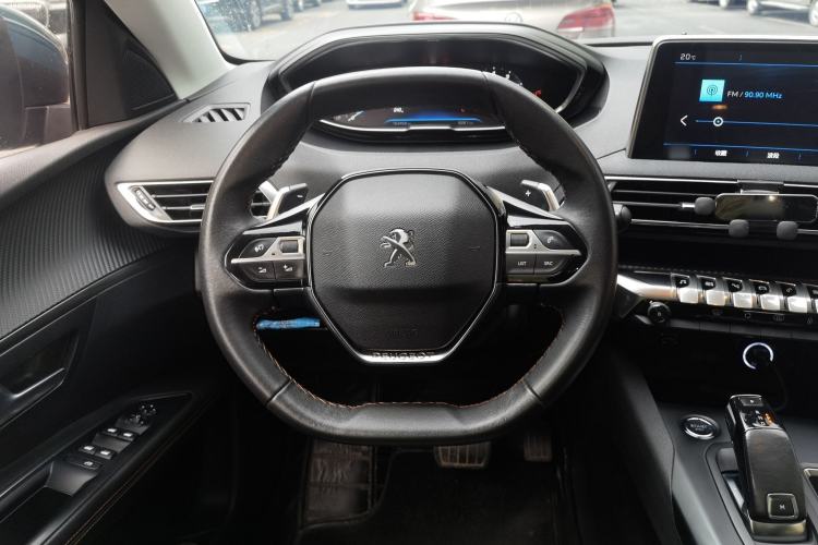 Used Peugeot 5008 2017 350THP 7-Seater Elite Edition Steering Wheel