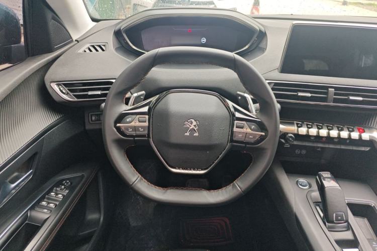 Used Peugeot 5008 2017 350THP 7-Seater Elite Edition Steering Wheel