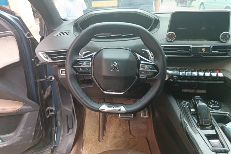 Used Peugeot 5008 2017 380THP 7-Seater Luxury GT Edition Steering Wheel