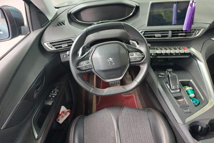 Used Peugeot 5008 2017 350THP 7-Seater Elite Edition Steering Wheel