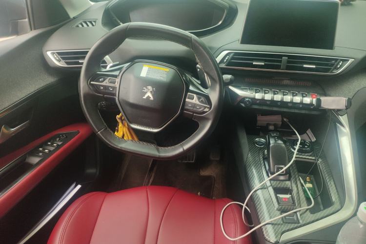Used Peugeot 5008 2017 380THP 7-Seater Luxury Edition Steering Wheel