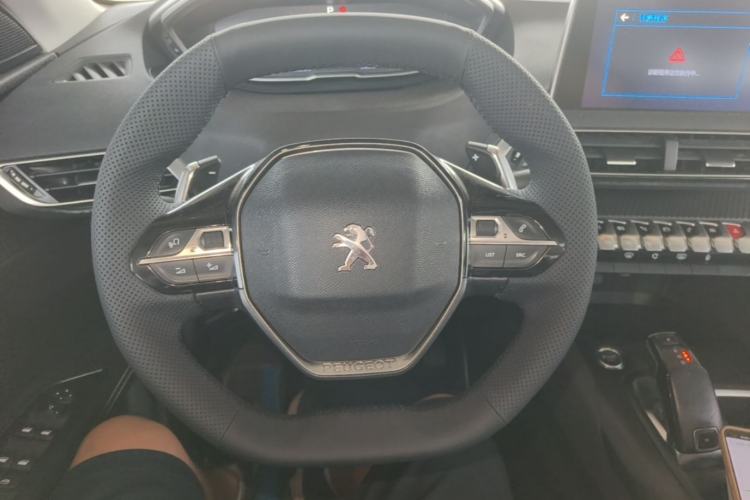 Used Peugeot 5008 2017 350THP 5-Seat Elite Edition Steering Wheel