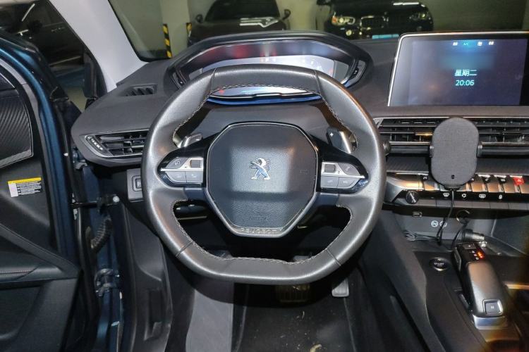 Used Peugeot 5008 2017 380THP 7-Seater Elite Edition Steering Wheel