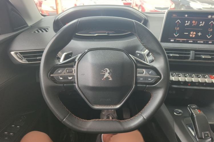 Used Peugeot 5008 2017 380THP 7-Seater Elite Edition Steering Wheel