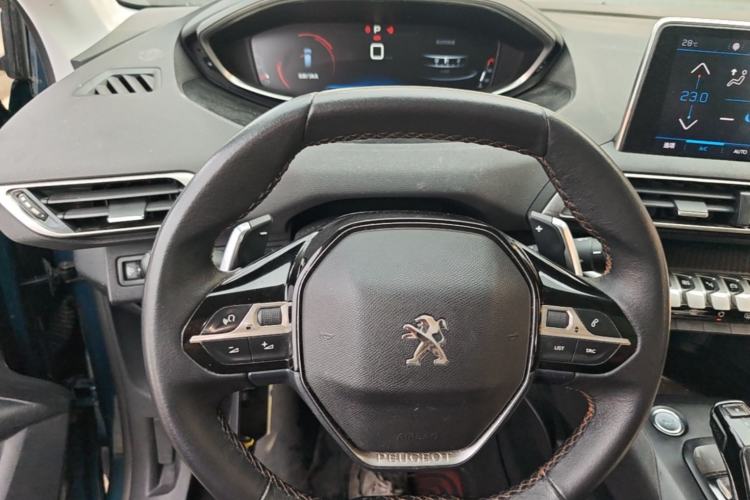 Used Peugeot 5008 2017 380THP 7-Seater Elite Edition Steering Wheel