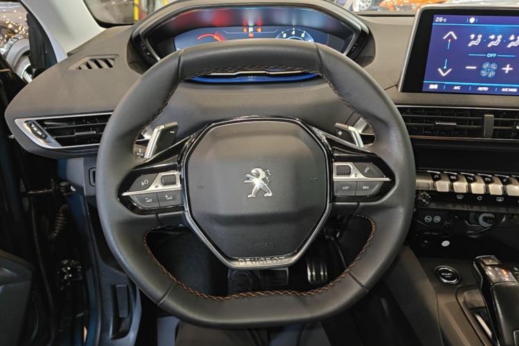 Used Peugeot 5008 2017 380THP 7-Seater Elite Edition Steering Wheel
