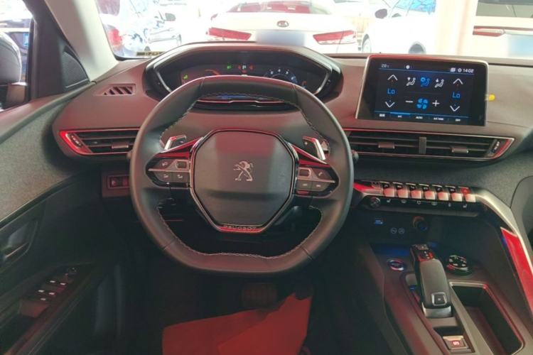 Used Peugeot 5008 2017 380THP 7-Seater Luxury Edition Steering Wheel