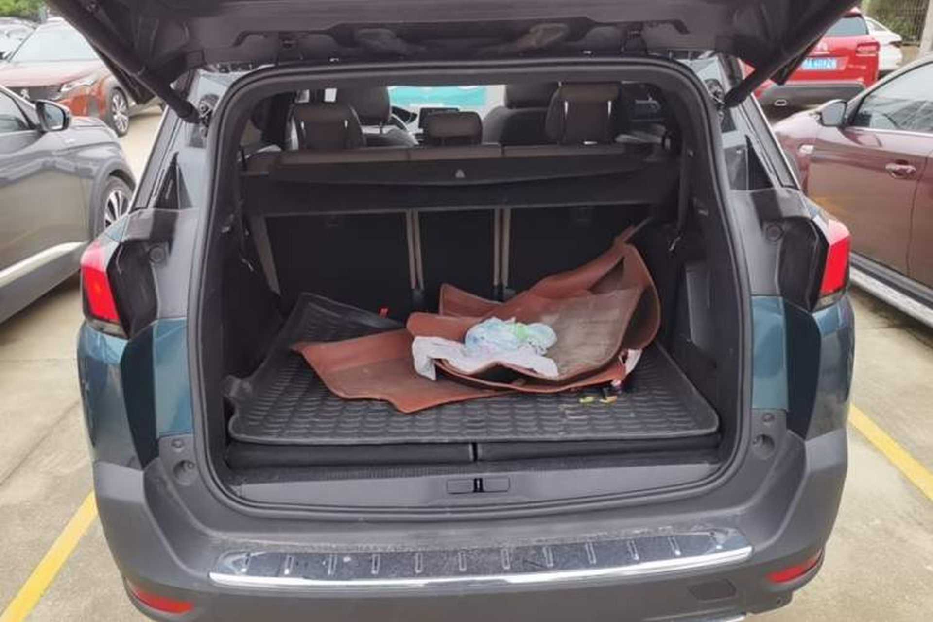 Used Peugeot 5008 2017 380THP 7-Seater Luxury GT Edition Trunk