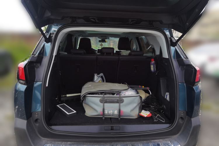 Used Peugeot 5008 2017 350THP 7-Seater Elite Edition Trunk