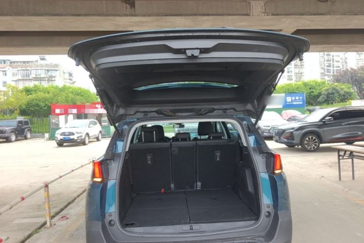 Used Peugeot 5008 2017 350THP 5-Seat Elite Edition Trunk