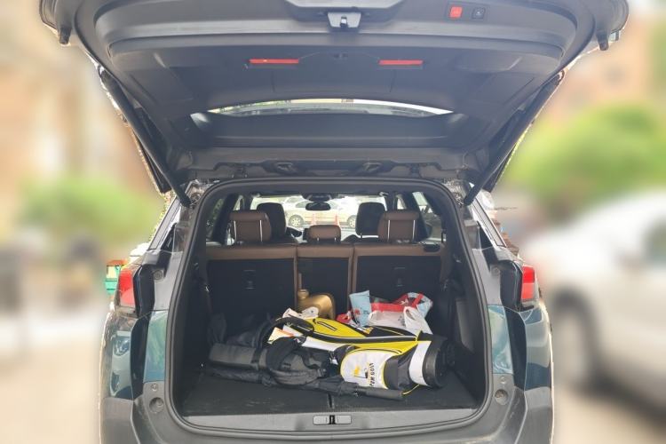 Used Peugeot 5008 2017 380THP 7-Seater Luxury GT Edition Trunk