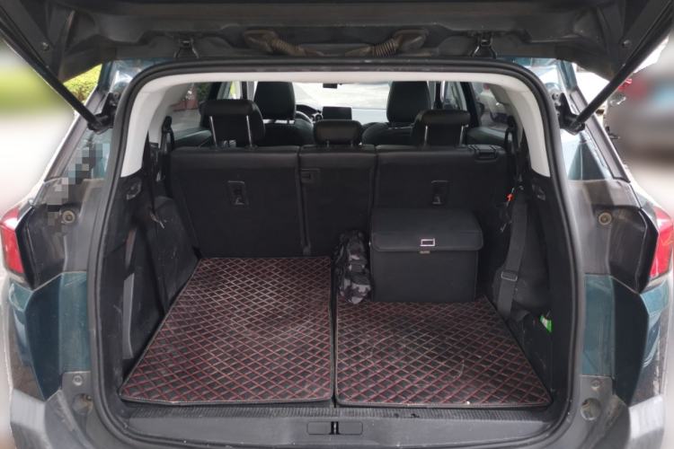 Used Peugeot 5008 2017 350THP 7-Seater Elite Edition Trunk