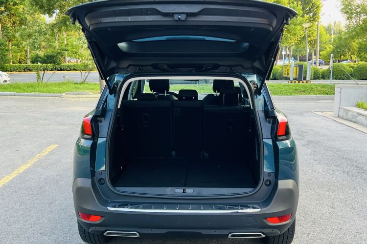 Used Peugeot 5008 2017 380THP 7-Seater Elite Edition Trunk