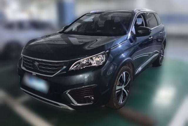Ojetý Peugeot 5008 2017 380THP 7-Seater Elite Edition