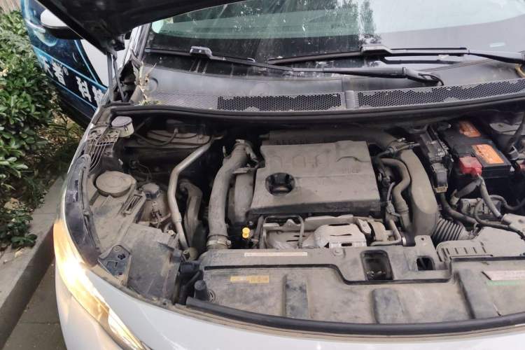 Used Peugeot 5008 2017 380THP 7-Seater Elite Edition Engine Bay Right