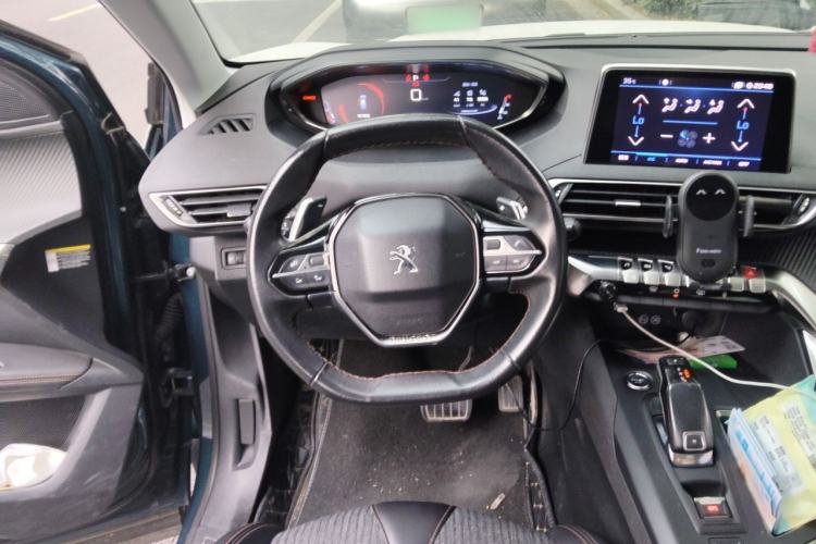 Used Peugeot 5008 2017 380THP 7-Seater Elite Edition Steering Wheel