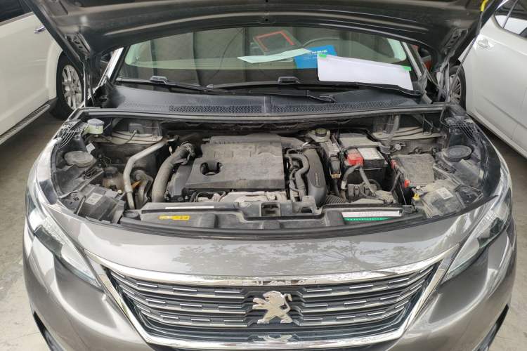 Used Peugeot 5008 2017 380THP 5-Seater Elite Edition Engine Bay
