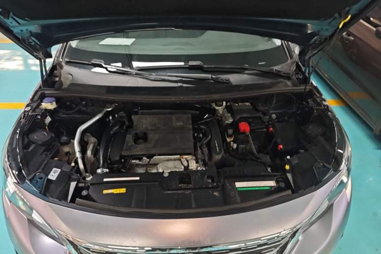 Used Peugeot 5008 2017 380THP 7-Seater Elite Edition Engine Bay