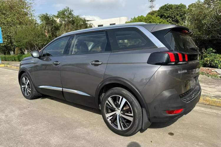 Used Peugeot 5008 2017 380THP 5-Seater Elite Edition Exterior 5