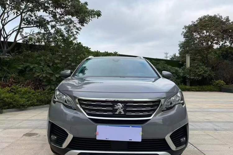 Used Peugeot 5008 2017 350THP 7-Seater Elite Edition Front