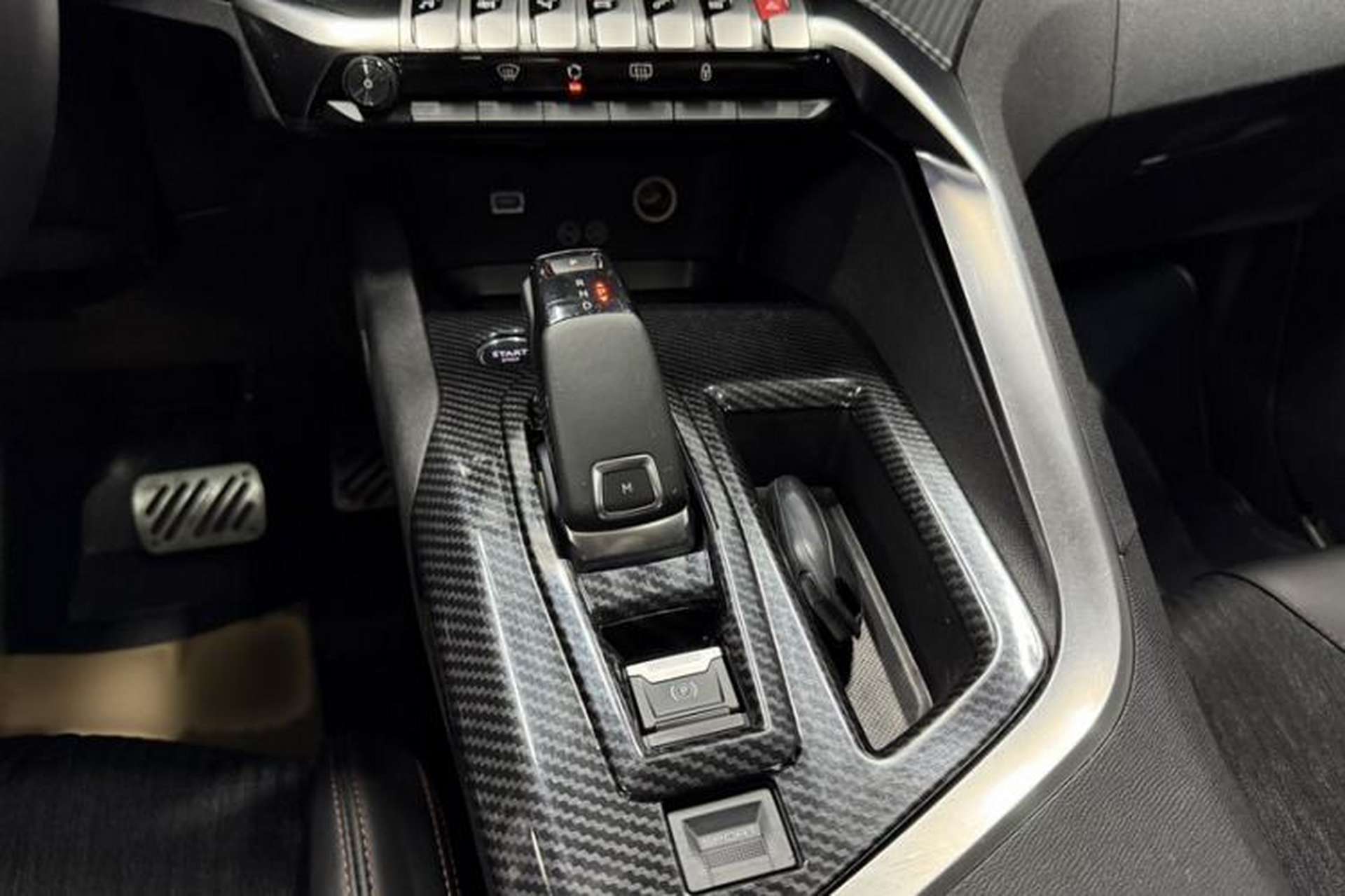 Used Peugeot 5008 2017 350THP 5-Seat Elite Edition Gear Lever