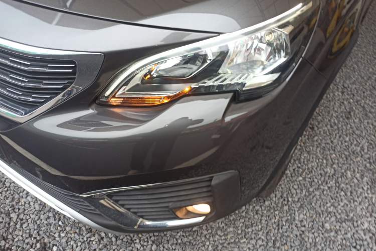 Used Peugeot 5008 2017 350THP 5-Seat Elite Edition Left Front Headlight
