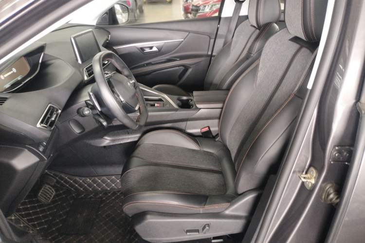 Used Peugeot 5008 2017 380THP 5-Seater Elite Edition Left Front Seat