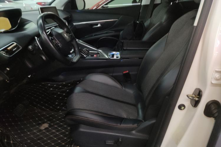Used Peugeot 5008 2017 350THP 7-Seater Elite Edition Left Front Seat