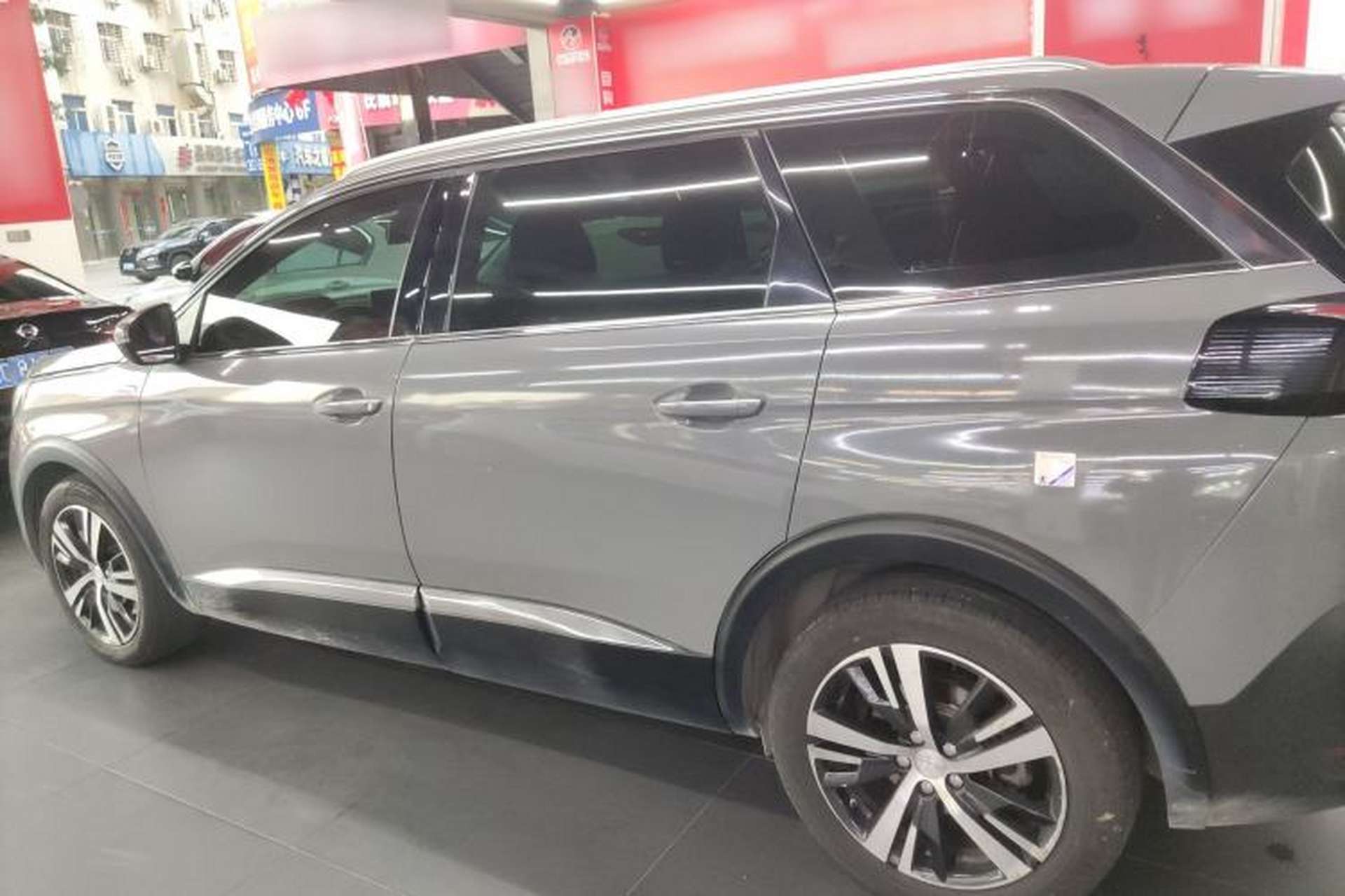 Used Peugeot 5008 2017 350THP 7-Seater Elite Edition Left Side