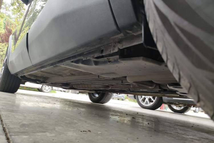 Used Peugeot 5008 2017 380THP 5-Seater Elite Edition Left Side Sill