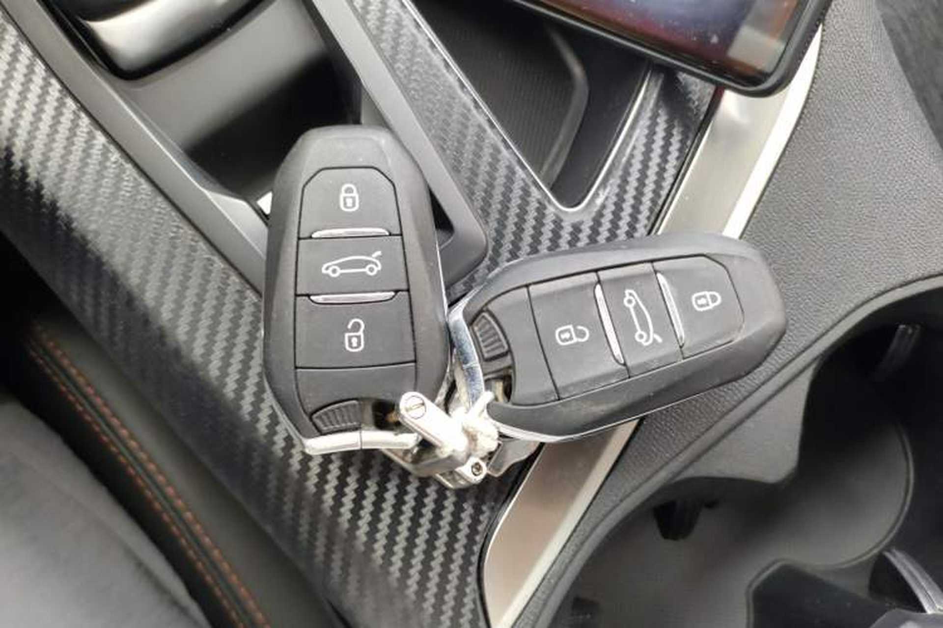 Used Peugeot 5008 2017 380THP 5-Seater Elite Edition Vehicle Key