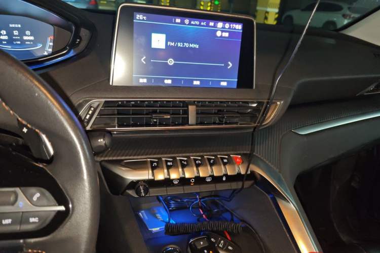 Used Peugeot 5008 2017 350THP 7-Seater Elite Edition Audio And AC Panel